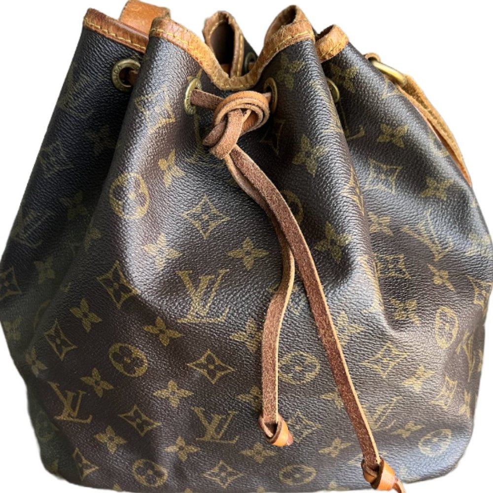 Authentic Louis Vuitton Noe Petit Vintage